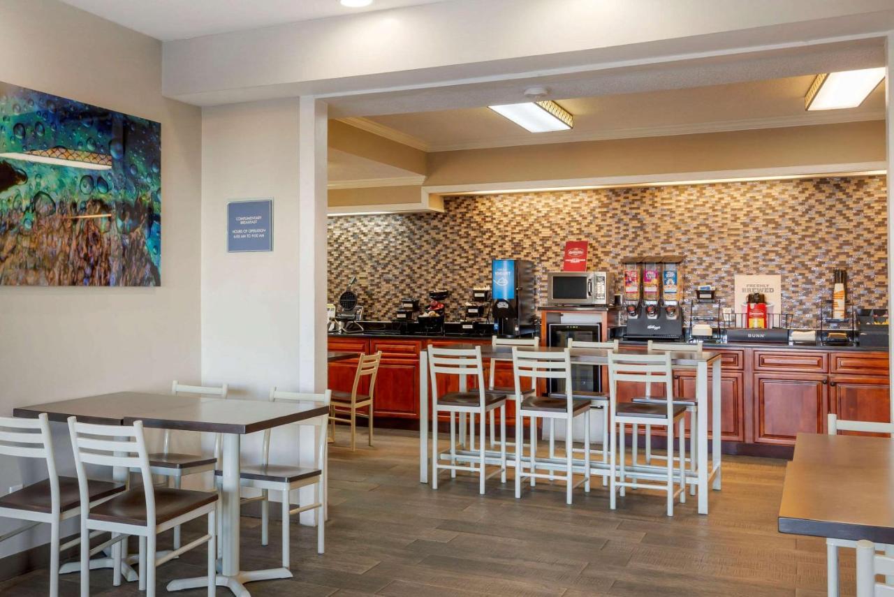 Quality Inn Ashburn Eksteriør billede